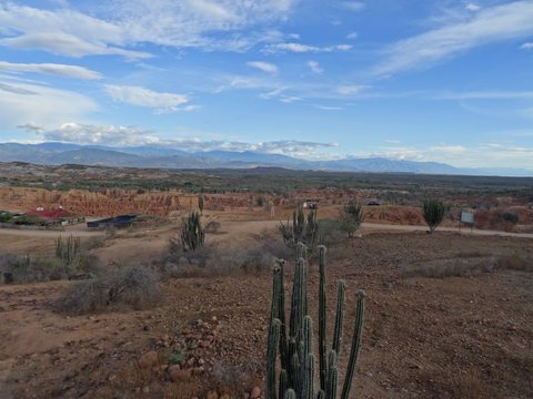Neiva - Desierto de la Tatacoa, Colombie