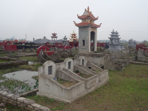Baie d’Ha Long : terre (Ninh Binh) et mer (Cat Ba), Vietnam